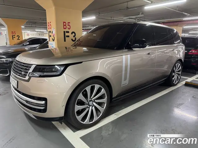 Land Rover Range Rover 2023 3.0 автомат (гидро), миниатюра 1