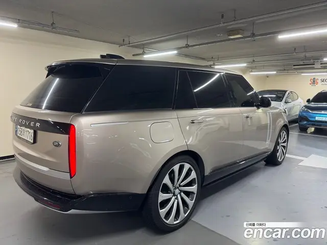 Land Rover Range Rover 2023 3.0 автомат (гидро), миниатюра 2