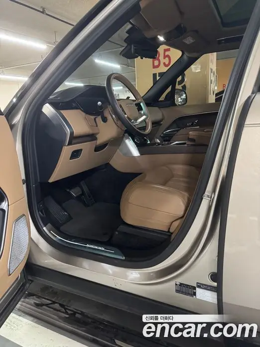 Land Rover Range Rover 2023 3.0 автомат (гидро), фото 10