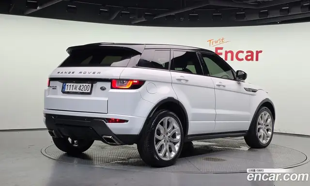 Land Rover Range Rover Evoque 2016 2.0 автомат (гидро), миниатюра 2