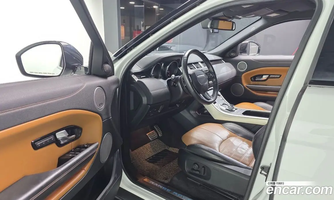 Land Rover Range Rover Evoque 2016 2.0 автомат (гидро), фото 10