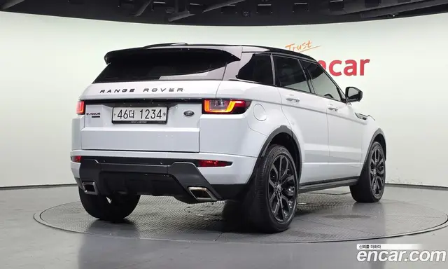 Land Rover Range Rover Evoque 2016 2.0 автомат (гидро), миниатюра 2