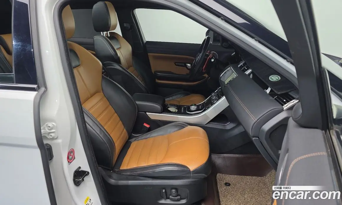 Land Rover Range Rover Evoque 2016 2.0 автомат (гидро), фото 11