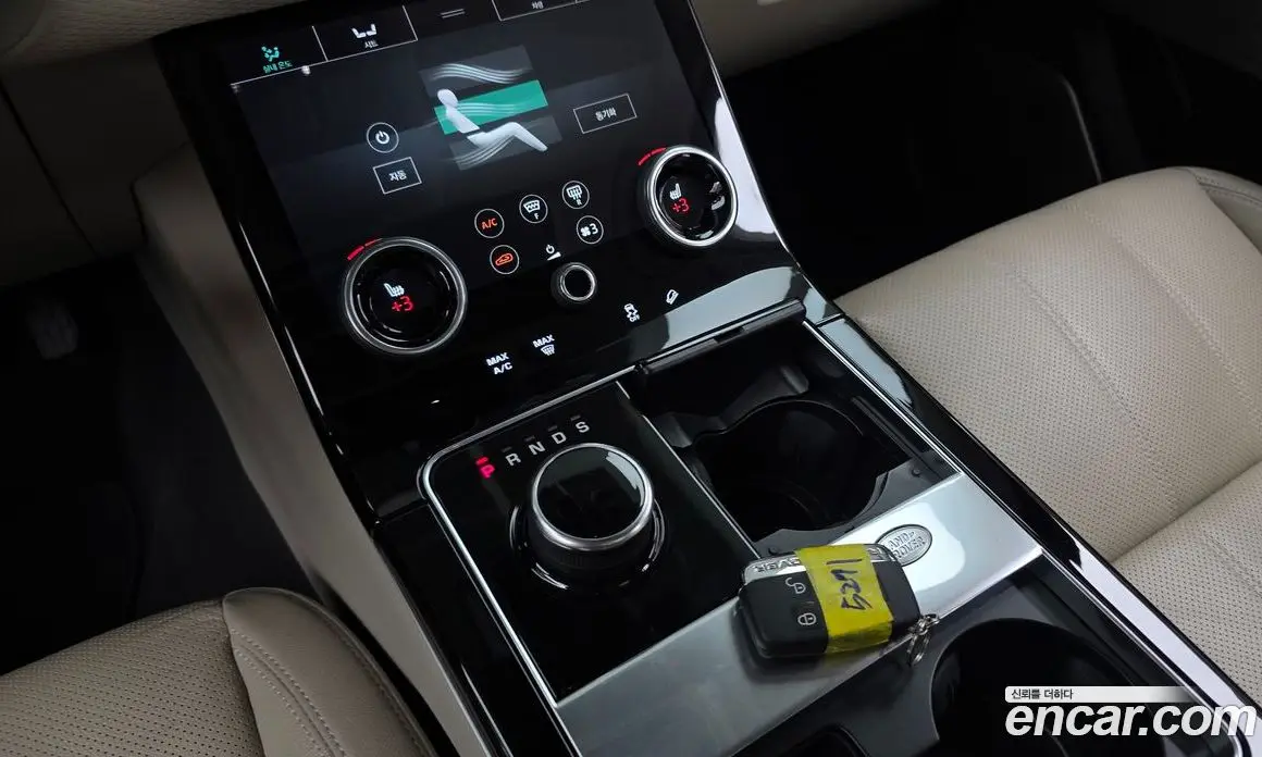 Land Rover Range Rover Velar 2019 2.0 автомат (гидро), фото 12