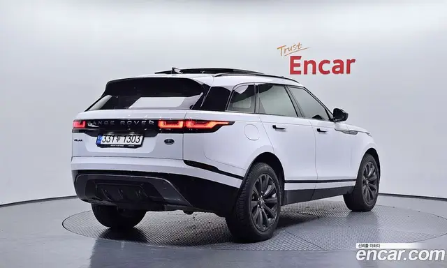 Land Rover Range Rover Velar 2023 2.0 автомат (гидро), миниатюра 2