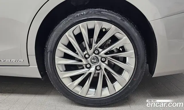 Lexus ES 2021 2.5 автомат (гидро), миниатюра 6