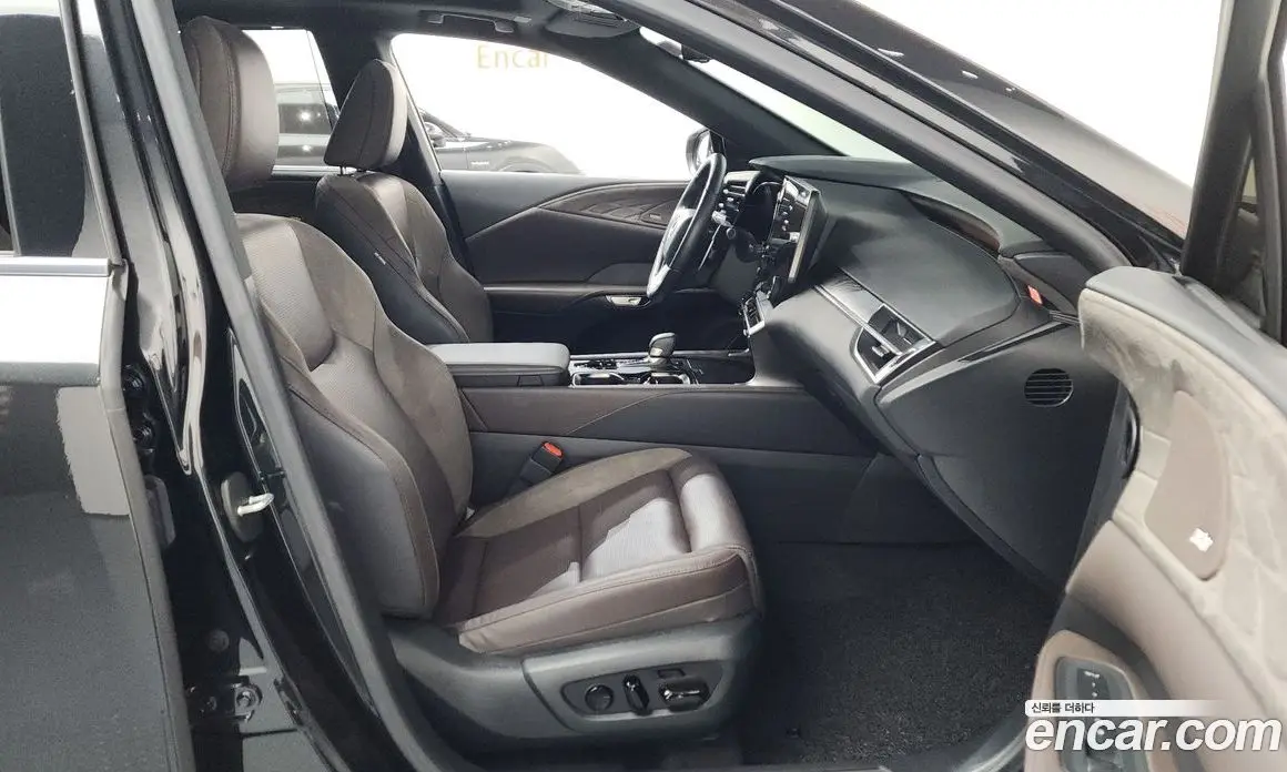 Lexus RX 2023 2.5 автомат (гидро), фото 16