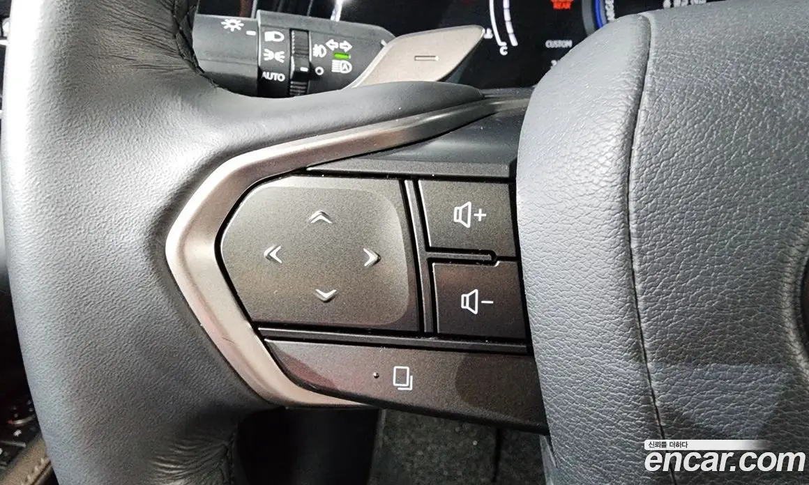 Lexus RX 2023 2.5 автомат (гидро), фото 23