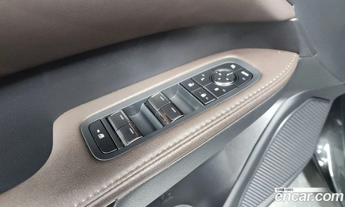 Lexus RX 2023 2.5 автомат (гидро), фото 35