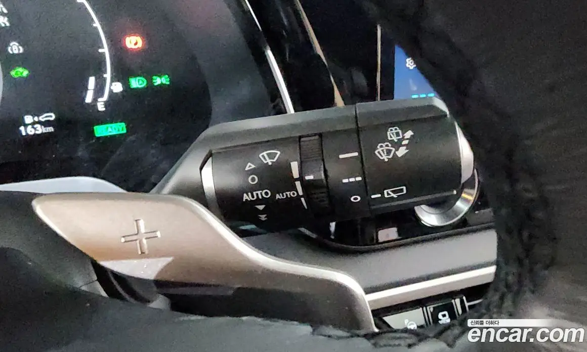 Lexus RX 2023 2.5 автомат (гидро), фото 40