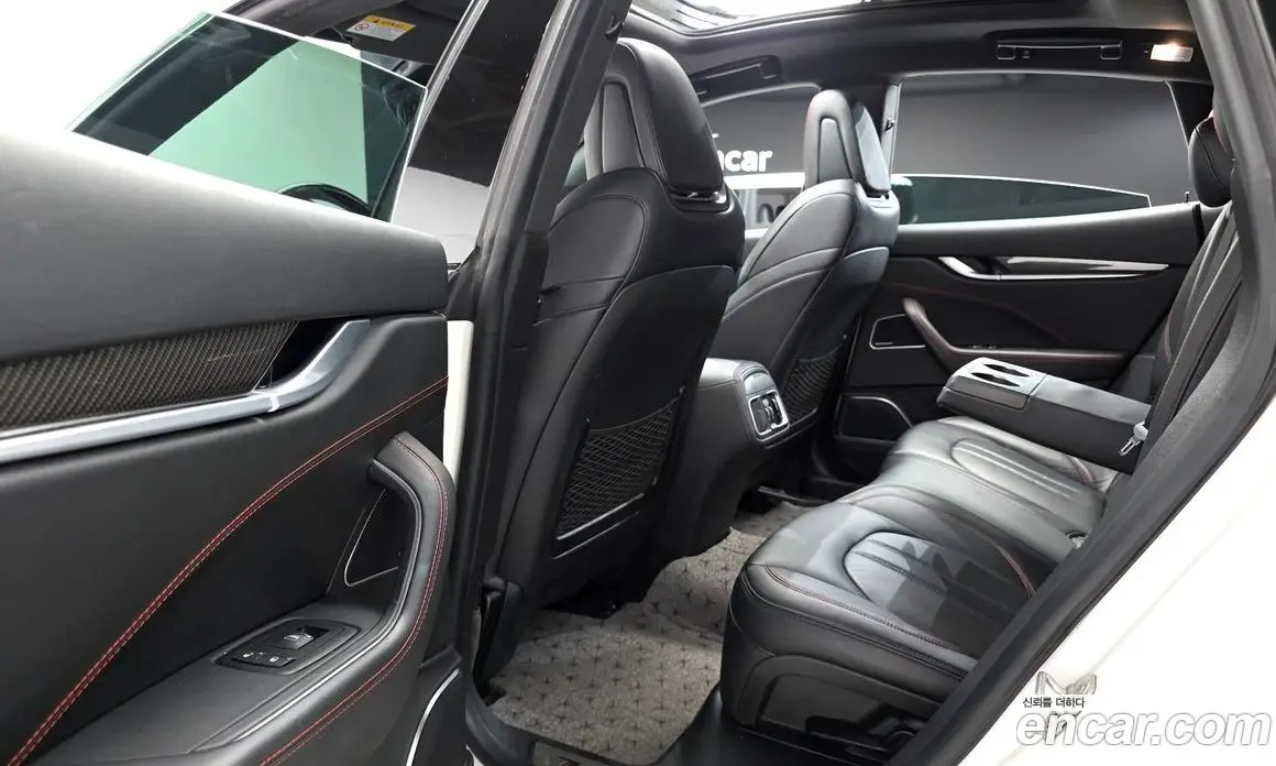 Maserati Levante 2017 3.0 автомат (гидро), фото 11