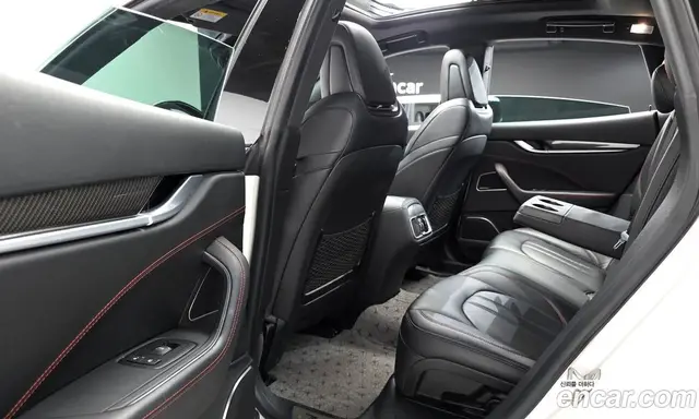 Maserati Levante 2017 3.0 автомат (гидро), миниатюра 11