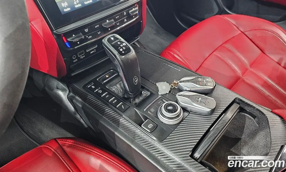 Maserati Quattroporte 2020 3.0 автомат (гидро), фото 11