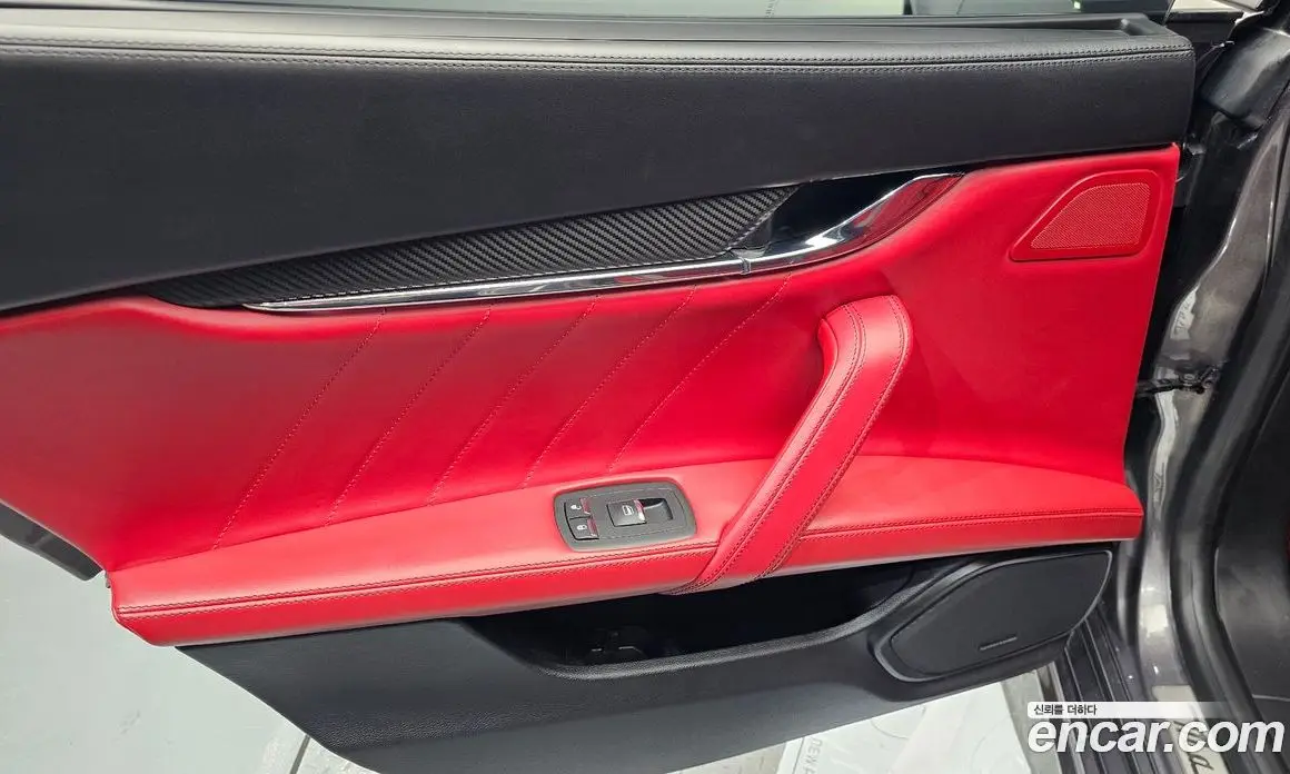 Maserati Quattroporte 2020 3.0 автомат (гидро), фото 14