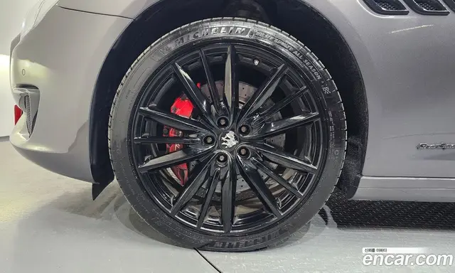 Maserati Quattroporte 2020 3.0 автомат (гидро), миниатюра 4
