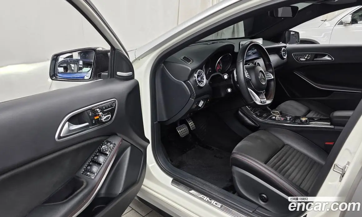 Mercedes-Benz A-Class 2018 2.0 автомат (гидро), фото 10