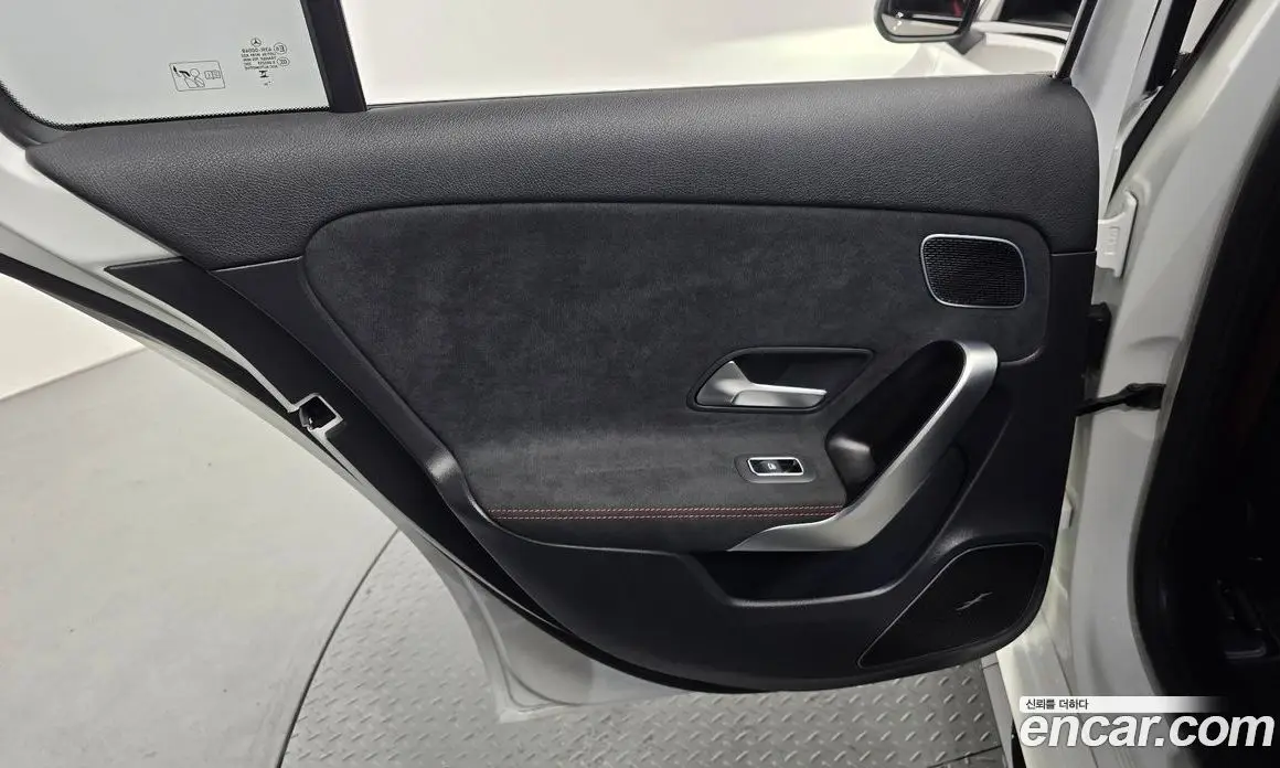 Mercedes-Benz A-Class 2025 2.0 автомат (гидро), фото 15