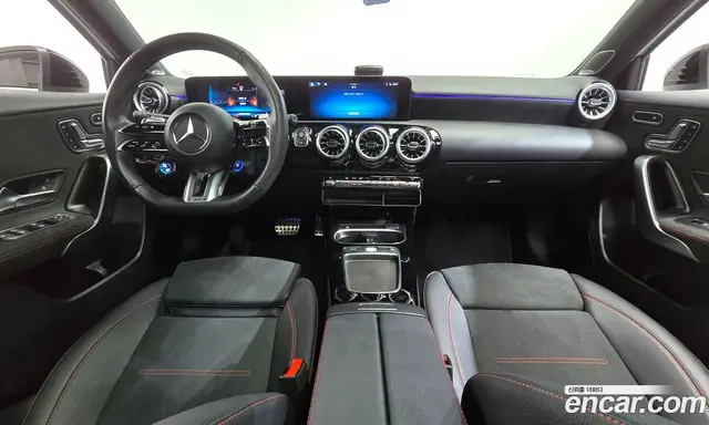 Mercedes-Benz A-Class 2025 2.0 автомат (гидро), миниатюра 10