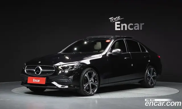 Mercedes-Benz C-Class 2023 2.0 автомат (гидро), миниатюра 1