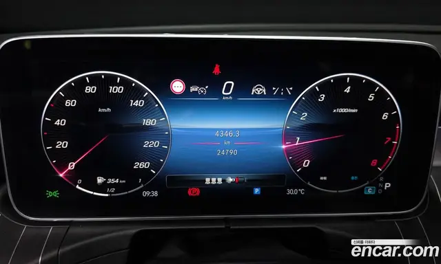 Mercedes-Benz C-Class 2023 2.0 автомат (гидро), миниатюра 11