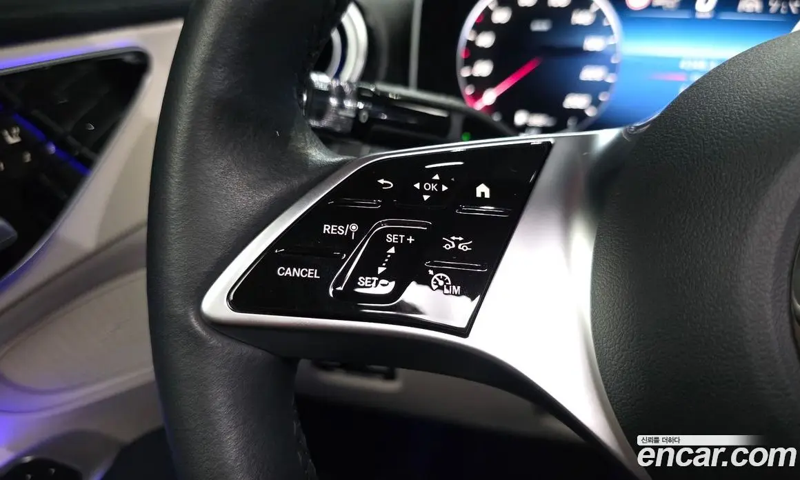 Mercedes-Benz C-Class 2023 2.0 автомат (гидро), фото 28