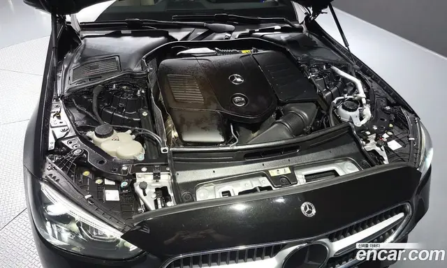 Mercedes-Benz C-Class 2023 2.0 автомат (гидро), миниатюра 6