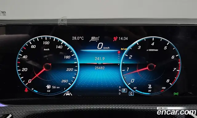 Mercedes-Benz CLA-Class 2023 2.0 автомат (гидро), миниатюра 11