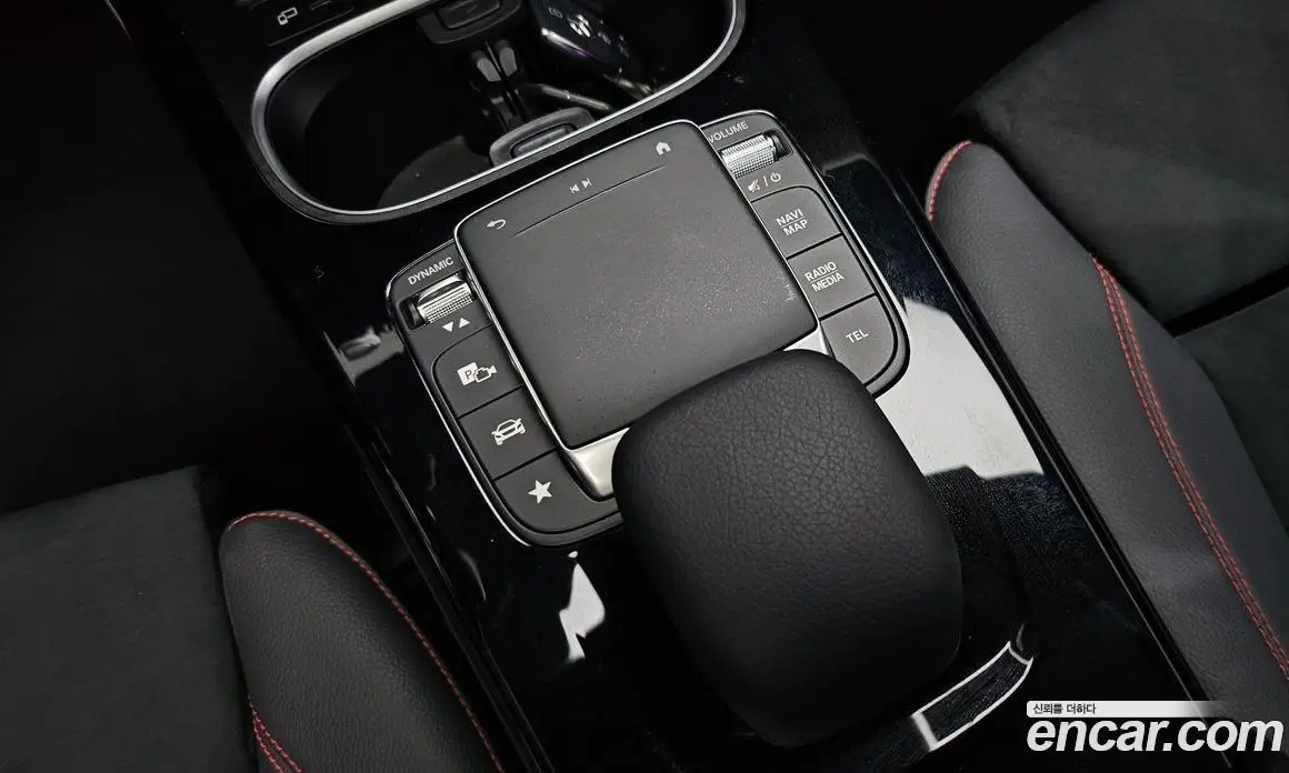 Mercedes-Benz CLA-Class 2023 2.0 автомат (гидро), фото 31