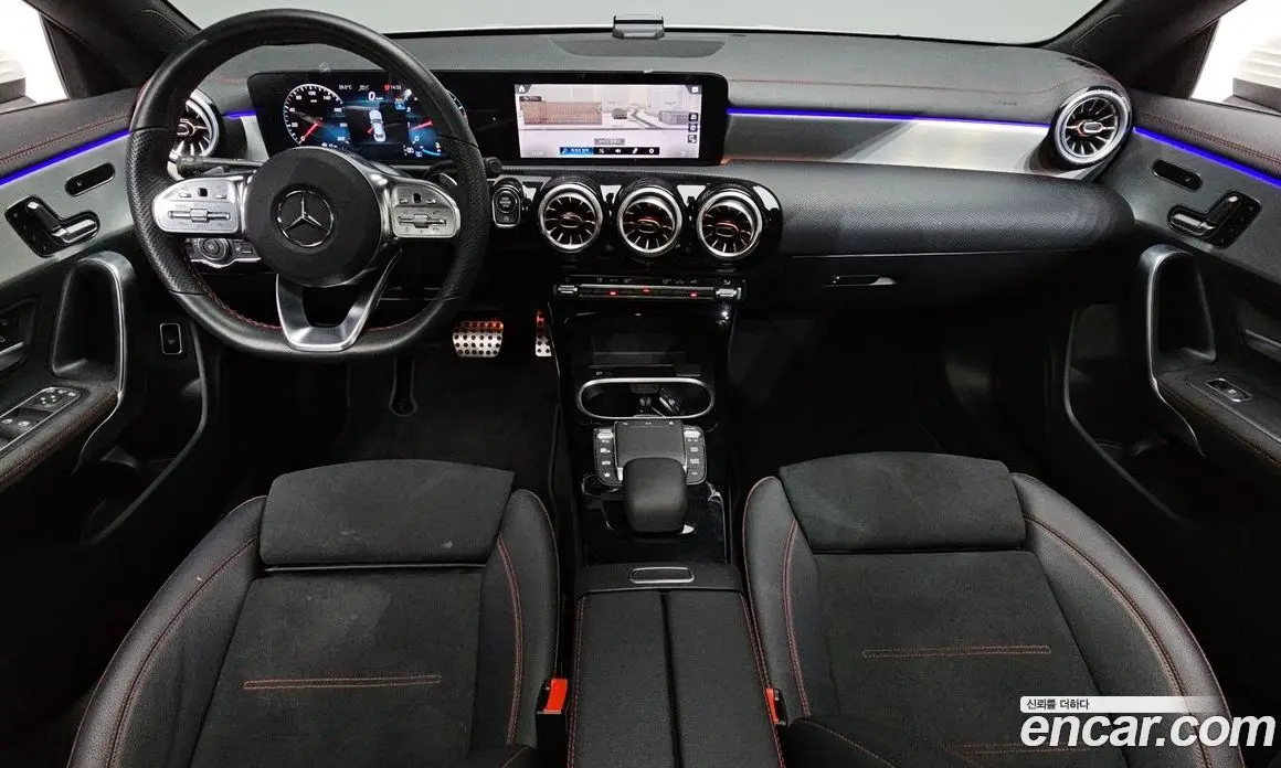 Mercedes-Benz CLA-Class 2023 2.0 автомат (гидро), фото 10