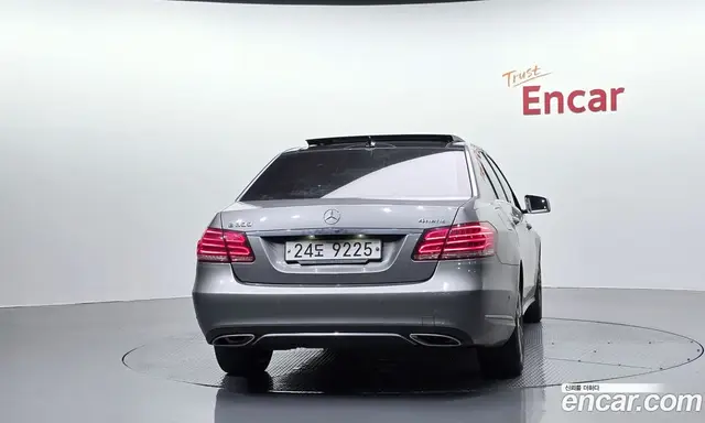 Mercedes-Benz E-Class 2015 3.5 автомат (гидро), миниатюра 4