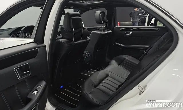 Mercedes-Benz E-Class 2015 2.1 автомат (гидро), миниатюра 12