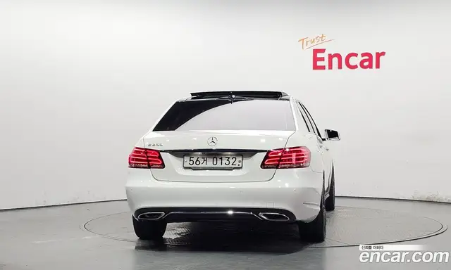 Mercedes-Benz E-Class 2015 2.1 автомат (гидро), миниатюра 4