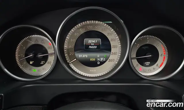 Mercedes-Benz E-Class 2015 2.1 автомат (гидро), миниатюра 8