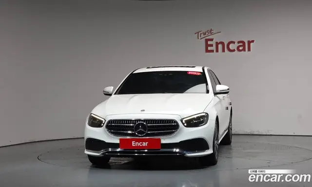 Mercedes-Benz E-Class 2020 2.0 автомат (гидро), миниатюра 2