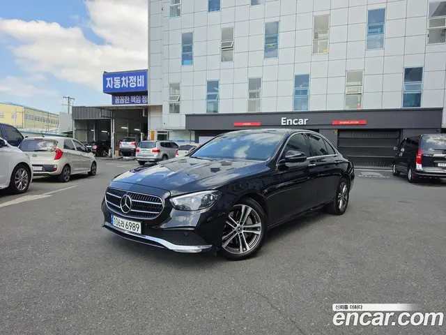Mercedes-Benz E-Class, 2021, 65 914 км