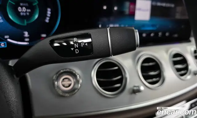 Mercedes-Benz E-Class 2021 2.0 автомат (гидро), миниатюра 12