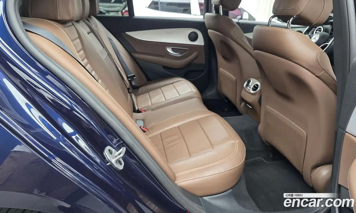 Mercedes-Benz E-Class 2021 2.0 автомат (гидро), фото 17