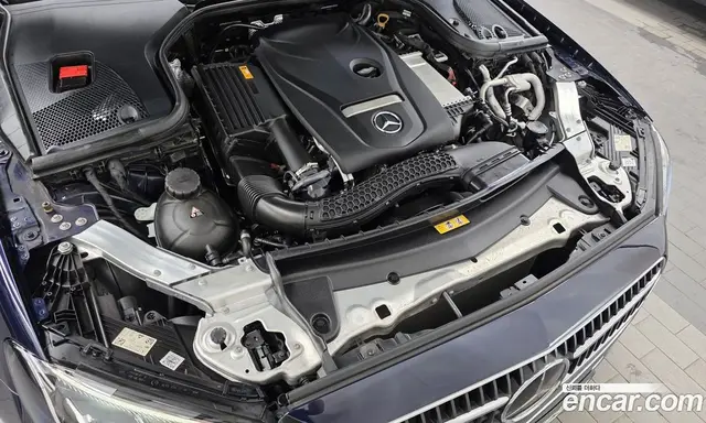 Mercedes-Benz E-Class 2021 2.0 автомат (гидро), миниатюра 6
