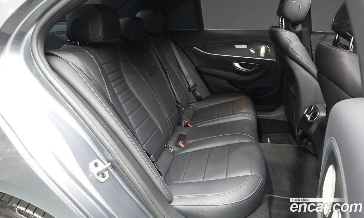 Mercedes-Benz E-Class 2022 1.9 автомат (гидро), фото 12