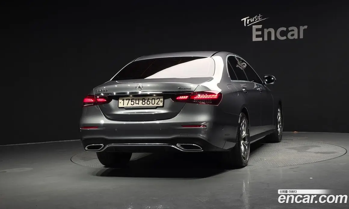 Mercedes-Benz E-Class 2022 1.9 автомат (гидро), фото 4