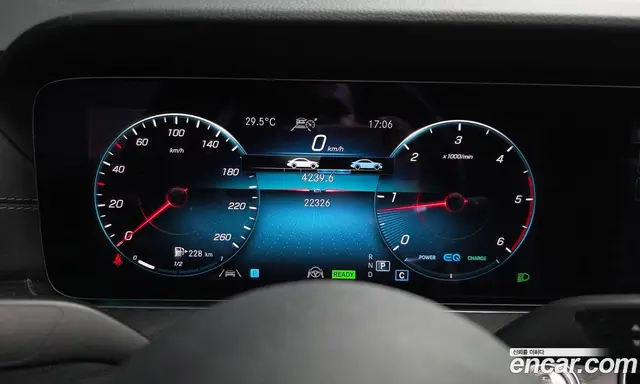Mercedes-Benz E-Class 2022 1.9 автомат (гидро), миниатюра 8