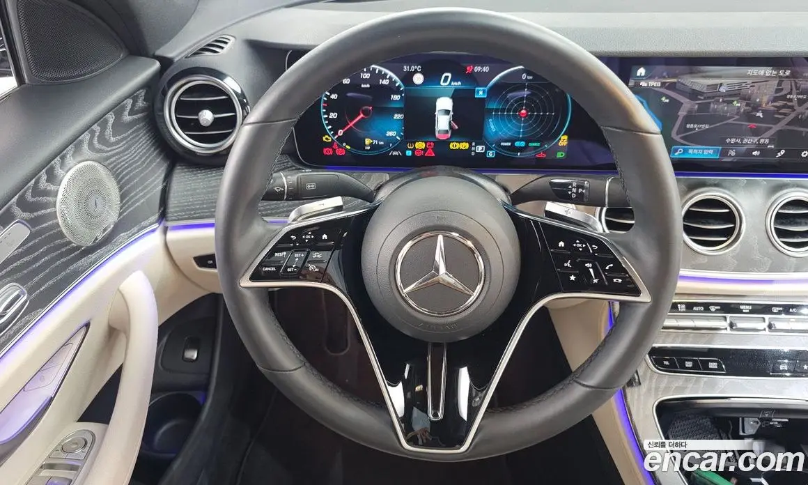 Mercedes-Benz E-Class 2023 2.0 автомат (гидро), фото 19