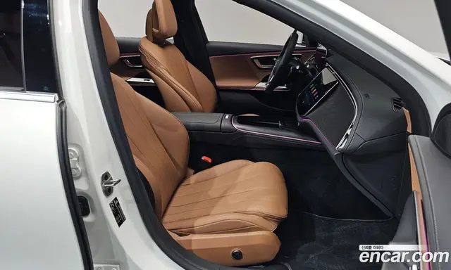 Mercedes-Benz E-Class 2026 2.0 автомат (гидро), миниатюра 12