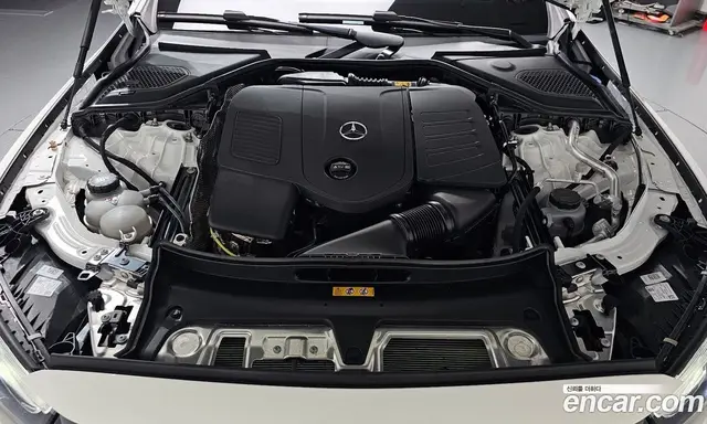 Mercedes-Benz E-Class 2026 2.0 автомат (гидро), миниатюра 6