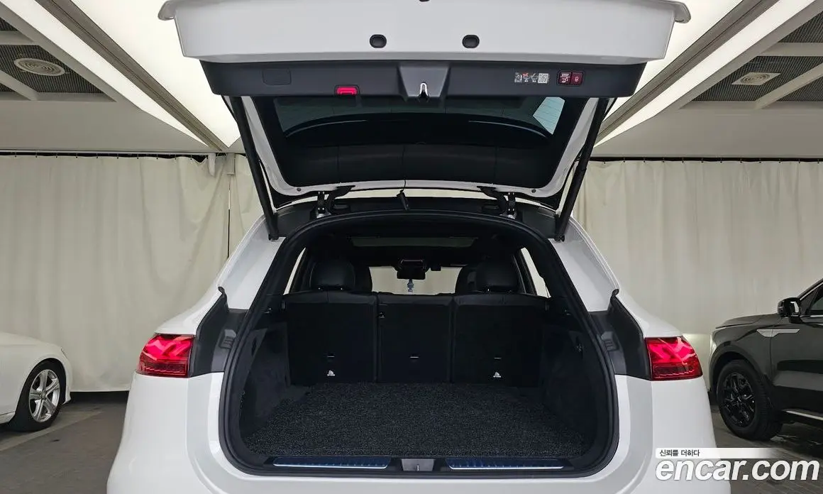 Mercedes-Benz EQS 2024 0.3 автомат (гидро), фото 26