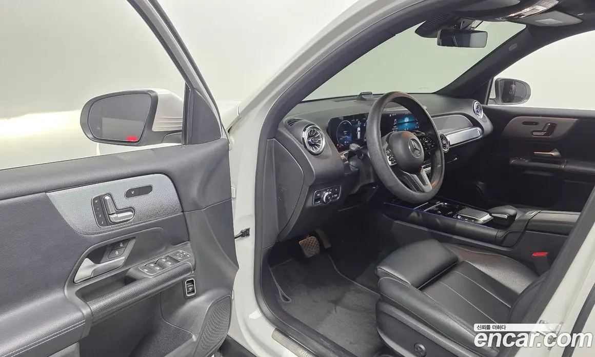 Mercedes-Benz GLB-Class 2021 1.9 автомат (гидро), фото 13