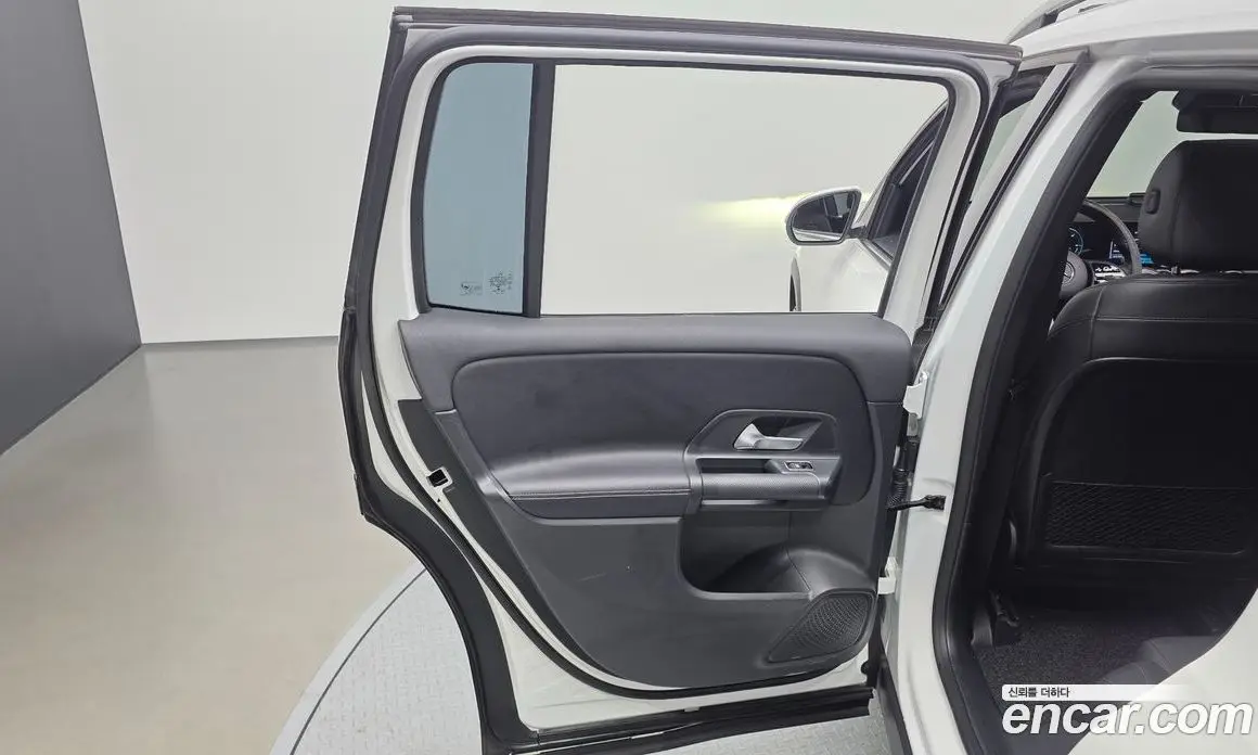 Mercedes-Benz GLB-Class 2021 1.9 автомат (гидро), фото 15