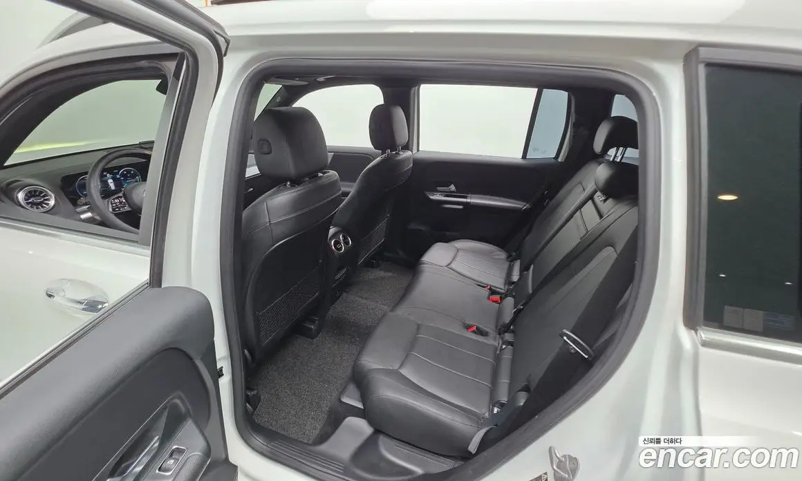 Mercedes-Benz GLB-Class 2021 1.9 автомат (гидро), фото 16