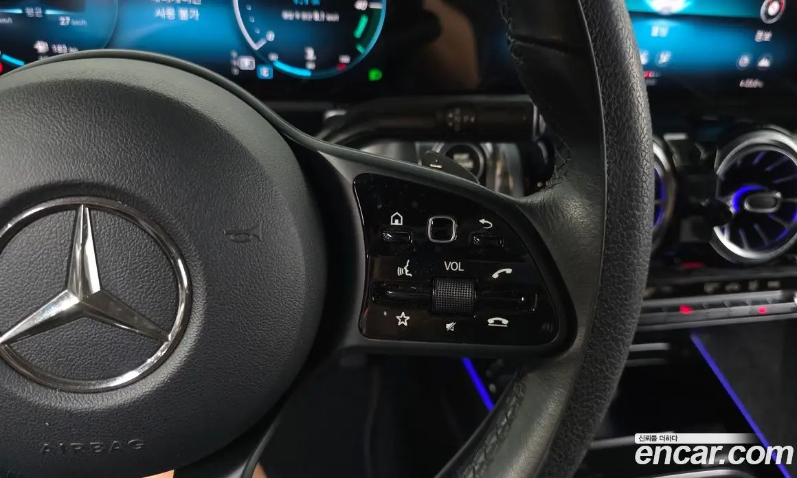 Mercedes-Benz GLB-Class 2021 1.9 автомат (гидро), фото 24