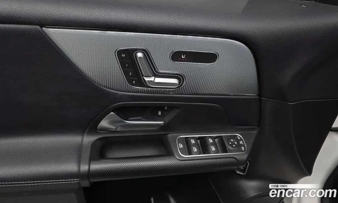Mercedes-Benz GLB-Class 2021 1.9 автомат (гидро), фото 29